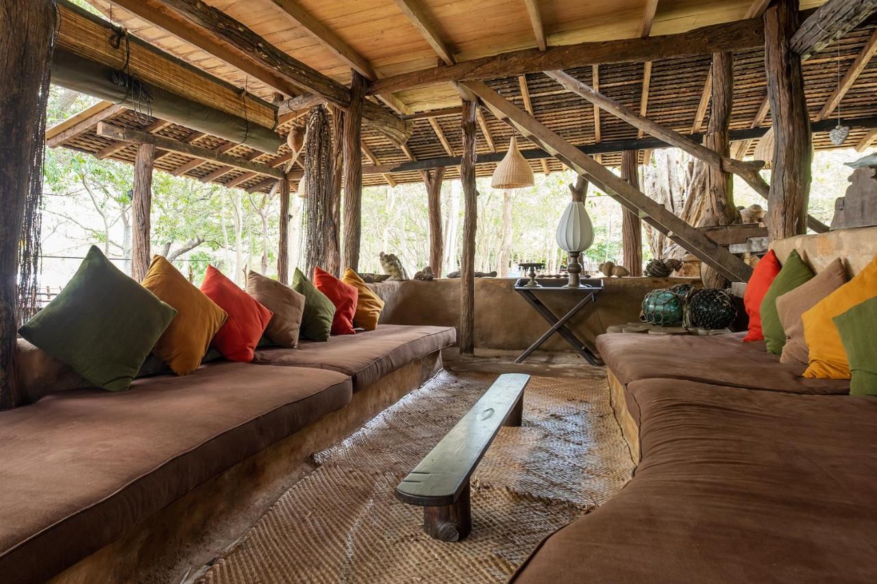 Вилла Banyan Camp Hambegamuwa Экстерьер фото