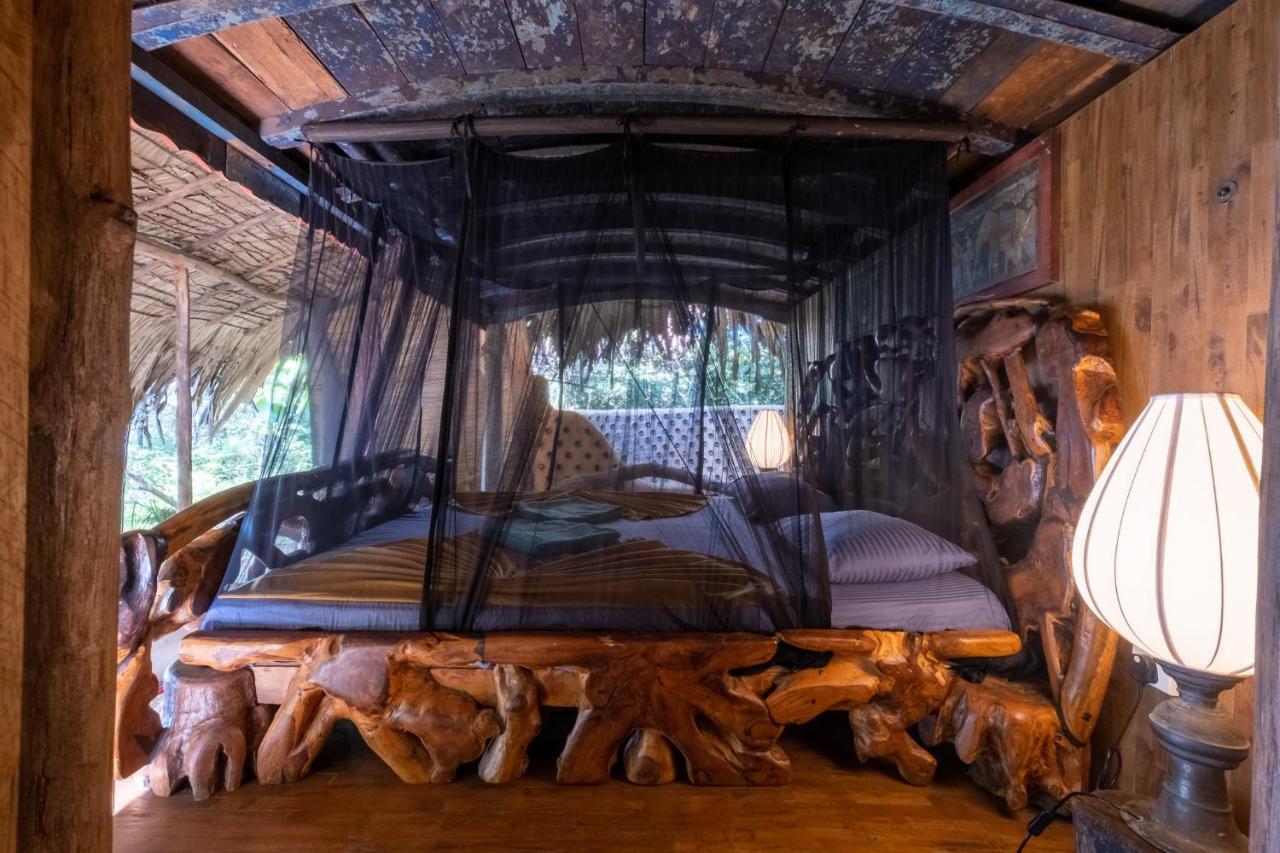 Вилла Banyan Camp Hambegamuwa Экстерьер фото