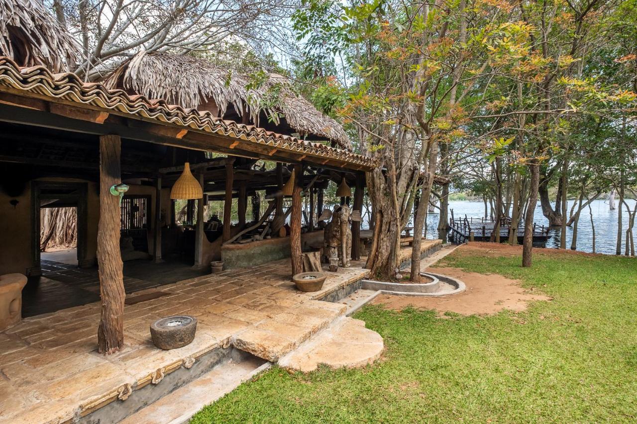 Вилла Banyan Camp Hambegamuwa Экстерьер фото